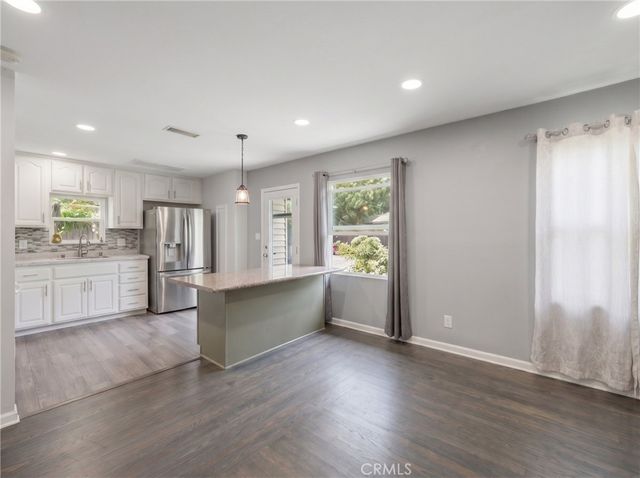 1164 Mentone, Pasadena, CA 91103