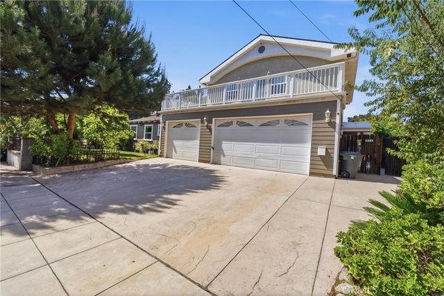 1164 Mentone, Pasadena, CA 91103