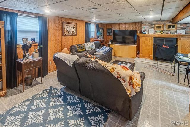 1810 Montview Avenue, Godfrey, IL 62035