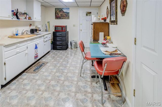 1810 Montview Avenue, Godfrey, IL 62035