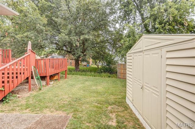 1810 Montview Avenue, Godfrey, IL 62035