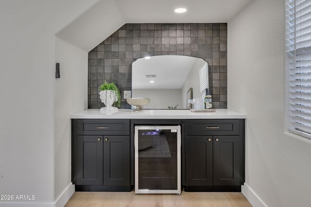 9035 W YUKON Drive, Peoria, AZ 85382