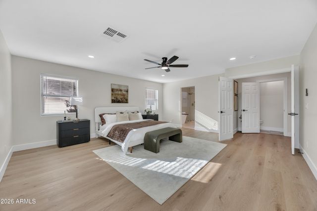 9035 W YUKON Drive, Peoria, AZ 85382