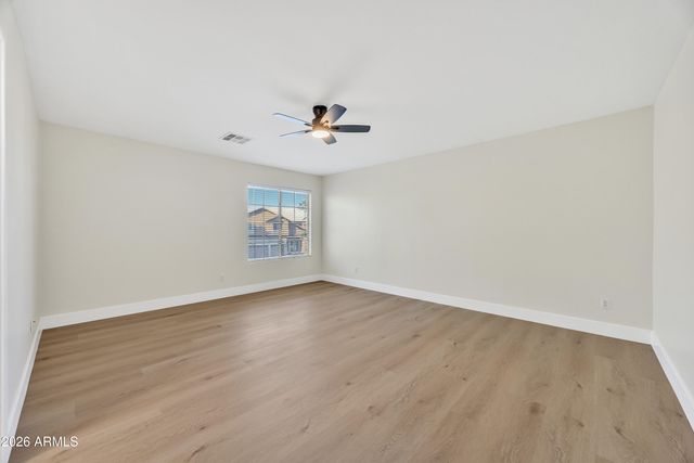 9035 W YUKON Drive, Peoria, AZ 85382