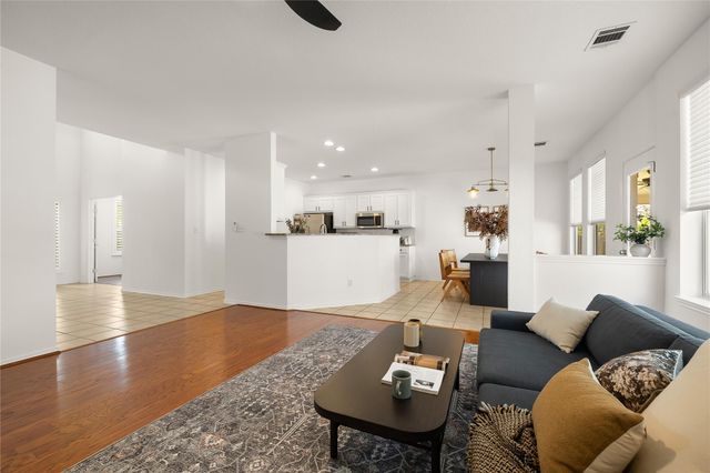 2302 Kristen LN, Cedar Park, TX 78613