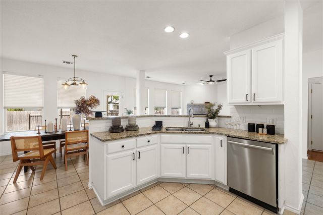 2302 Kristen LN, Cedar Park, TX 78613