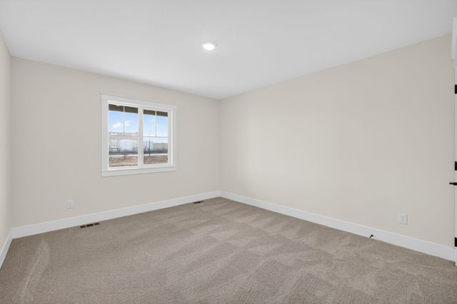 2517 Shaw Street, Des Moines, IA 50317