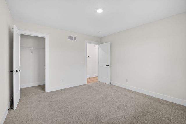 2517 Shaw Street, Des Moines, IA 50317