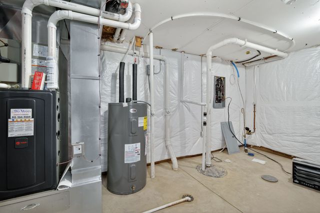 2517 Shaw Street, Des Moines, IA 50317