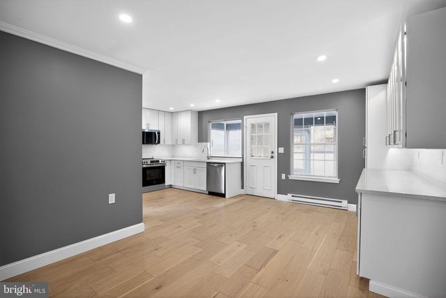 19 STAMFORD PL, Southampton, NJ 08088