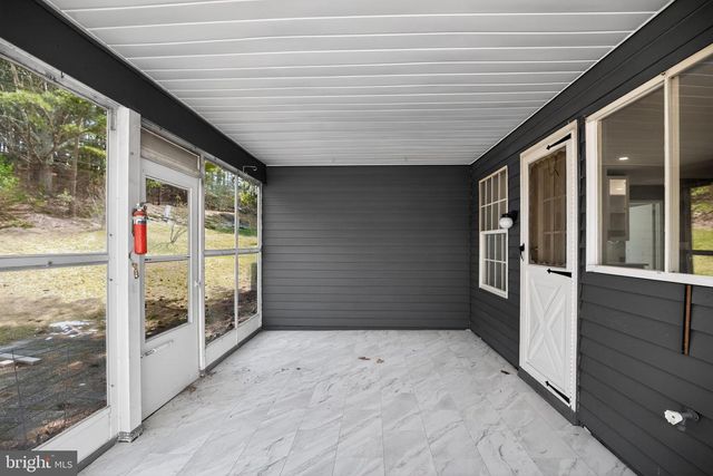 19 STAMFORD PL, Southampton, NJ 08088