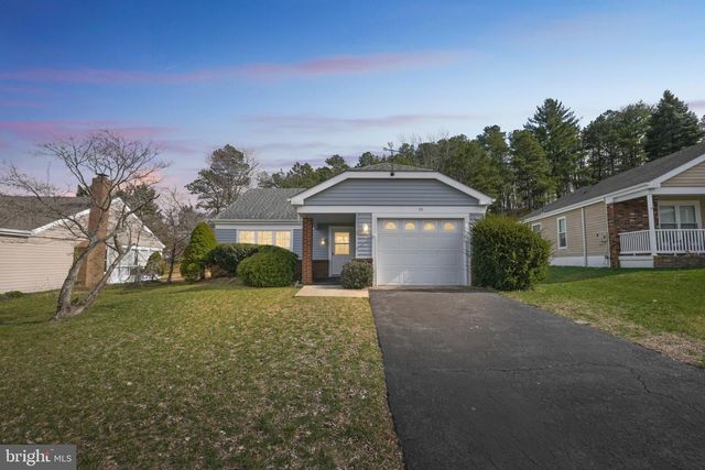 19 STAMFORD PL, Southampton, NJ 08088