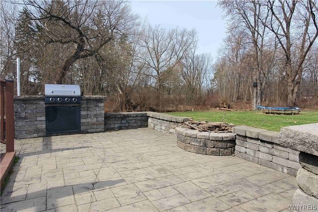 1306 Stebbins Road, Hanover, NY 14136