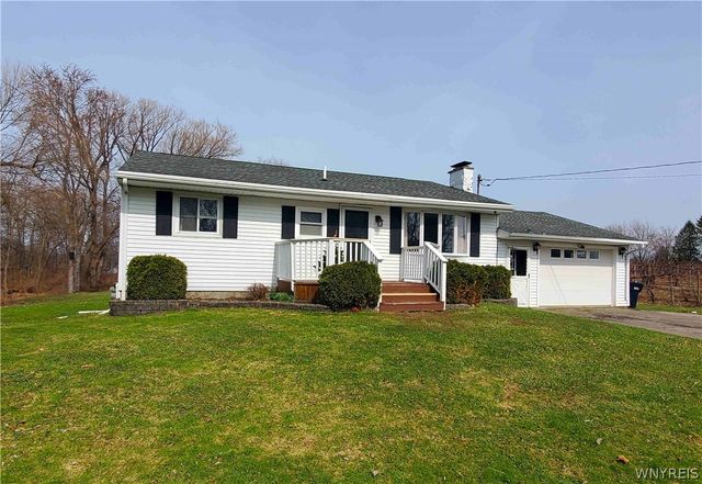 1306 Stebbins Road, Hanover, NY 14136