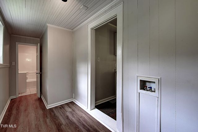 582 Coal Chute Road, Elizabethton, TN 37643