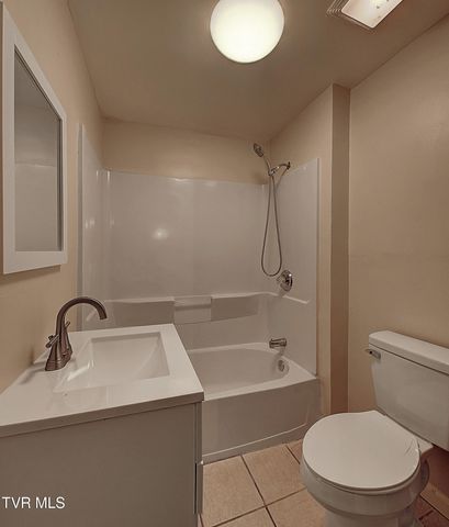 582 Coal Chute Road, Elizabethton, TN 37643