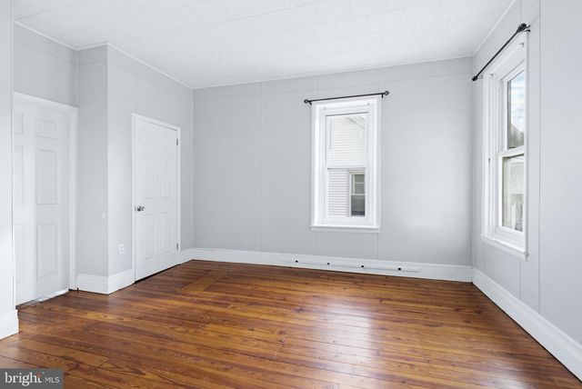 244 E HIGH ST, Womelsdorf, PA 19567