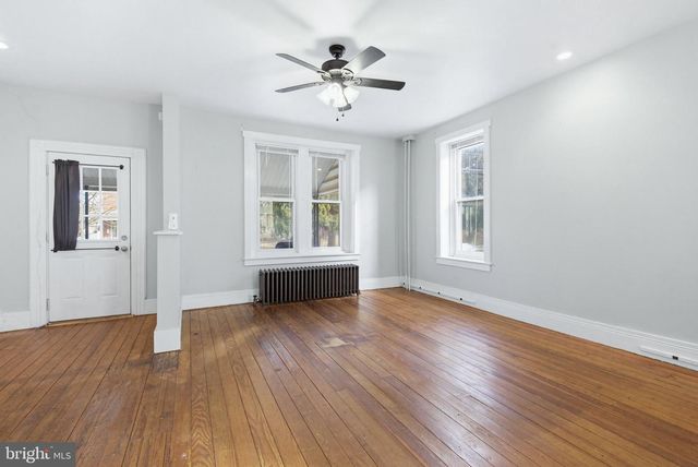 244 E HIGH ST, Womelsdorf, PA 19567