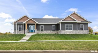 5500 Legacy Lane, Springfield, IL 62711