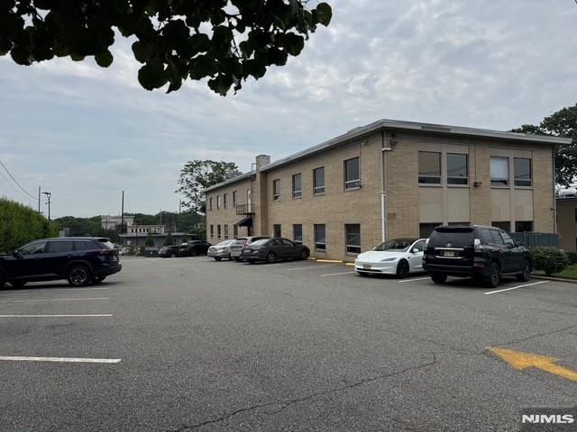 111 Charlotte Place 104, Englewood Cliffs, NJ 07632