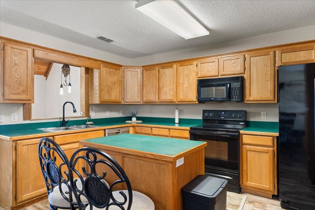 1170 Diamond Oaks Road, Stephenville, TX 76401