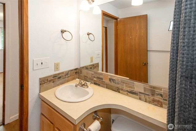 309 Highway 162 E, South Prairie, WA 98385