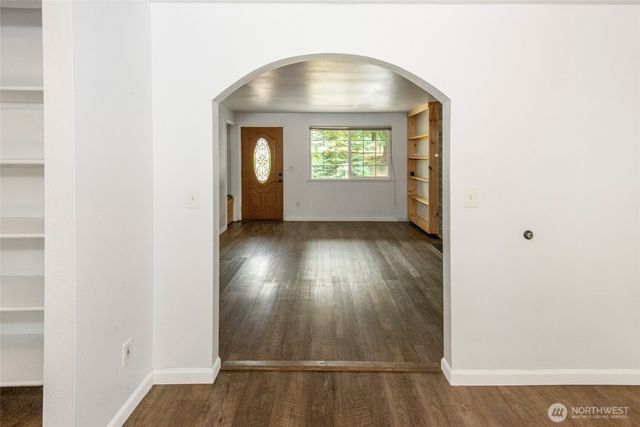 309 Highway 162 E, South Prairie, WA 98385