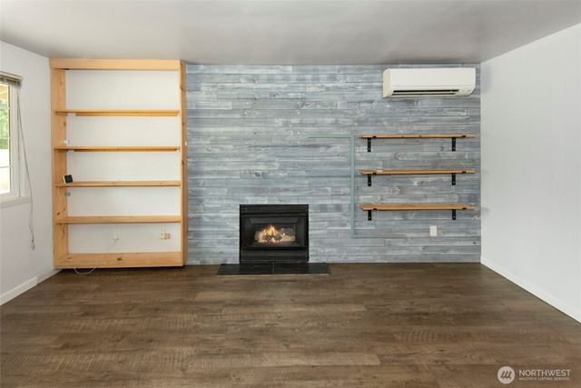 309 Highway 162 E, South Prairie, WA 98385