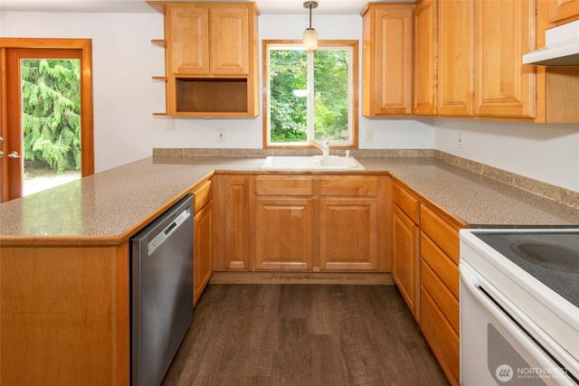 309 Highway 162 E, South Prairie, WA 98385