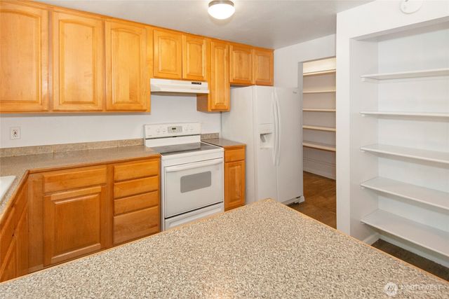 309 Highway 162 E, South Prairie, WA 98385