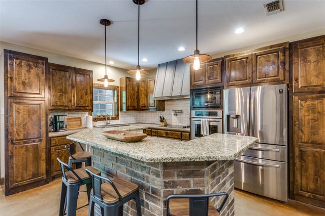 127 Tankersley Lane, Weatherford, TX 76087