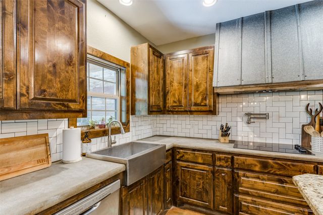 127 Tankersley Lane, Weatherford, TX 76087