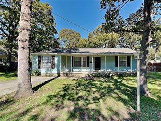 3925 Rusty Dell Street, Haltom City, TX 76111