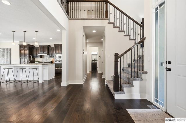 2396 S 218 Avenue, Elkhorn, NE 68022