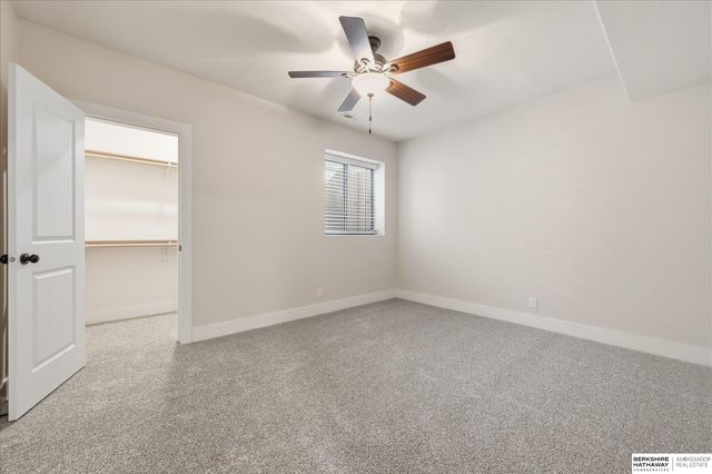 2396 S 218 Avenue, Elkhorn, NE 68022