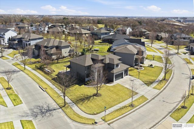 2396 S 218 Avenue, Elkhorn, NE 68022