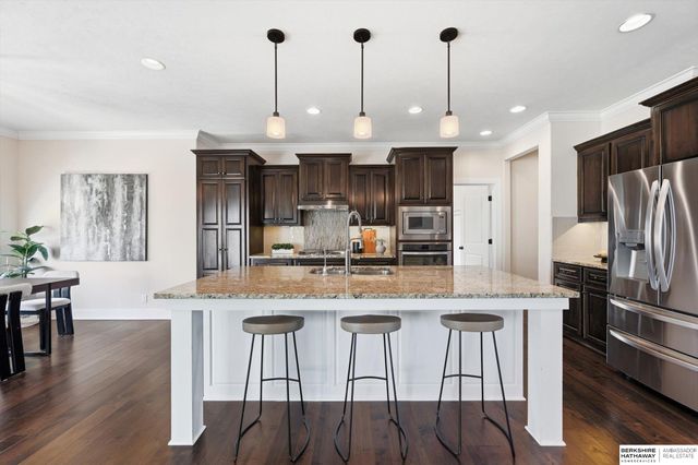 2396 S 218 Avenue, Elkhorn, NE 68022