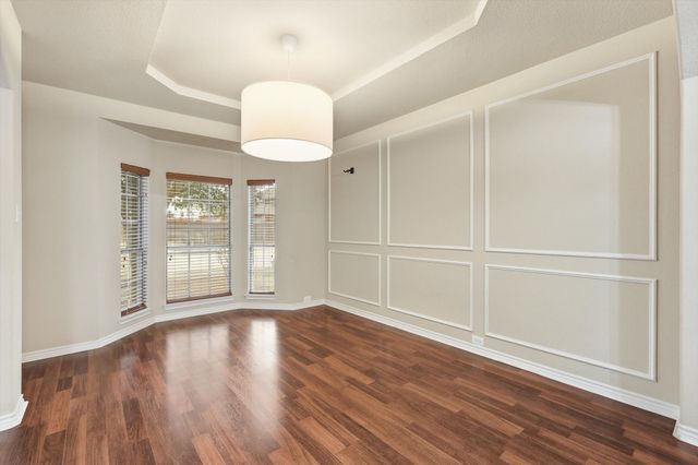 5038 W Fall Drive, Midlothian, TX 76065