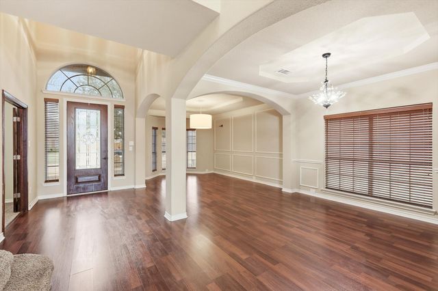 5038 W Fall Drive, Midlothian, TX 76065