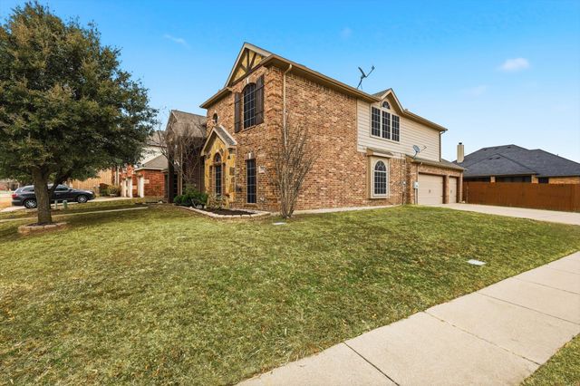 5038 W Fall Drive, Midlothian, TX 76065