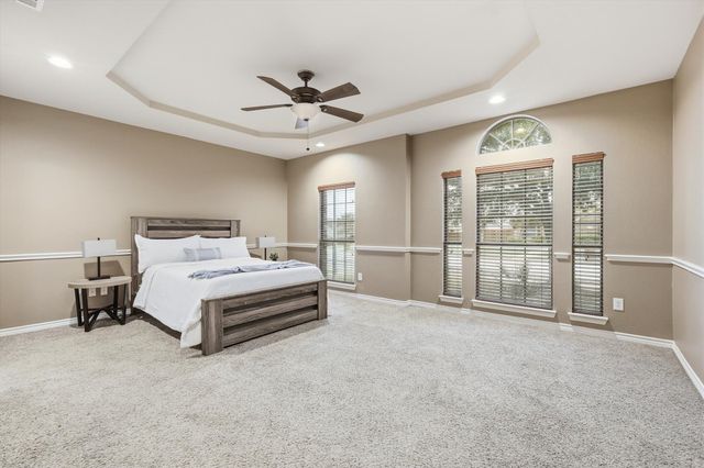 5038 W Fall Drive, Midlothian, TX 76065