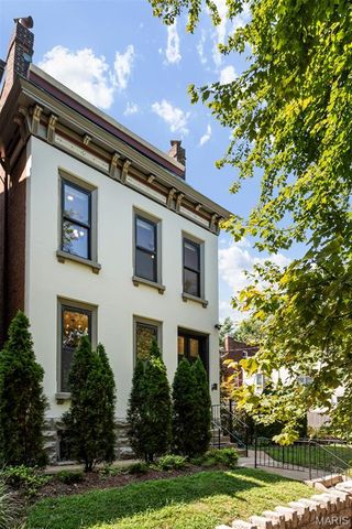1916 Rutger Street, St Louis, MO 63104