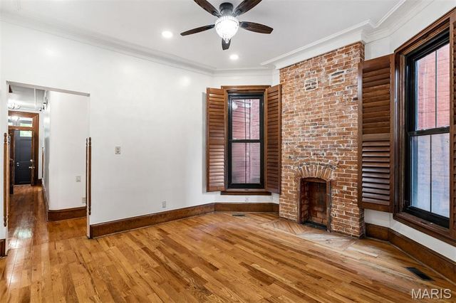 1916 Rutger Street, St Louis, MO 63104