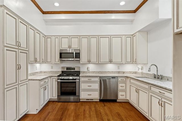 1916 Rutger Street, St Louis, MO 63104