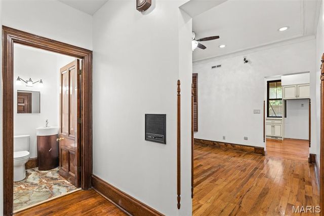 1916 Rutger Street, St Louis, MO 63104