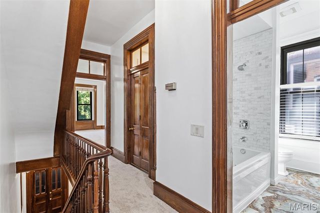 1916 Rutger Street, St Louis, MO 63104