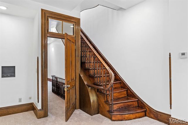1916 Rutger Street, St Louis, MO 63104