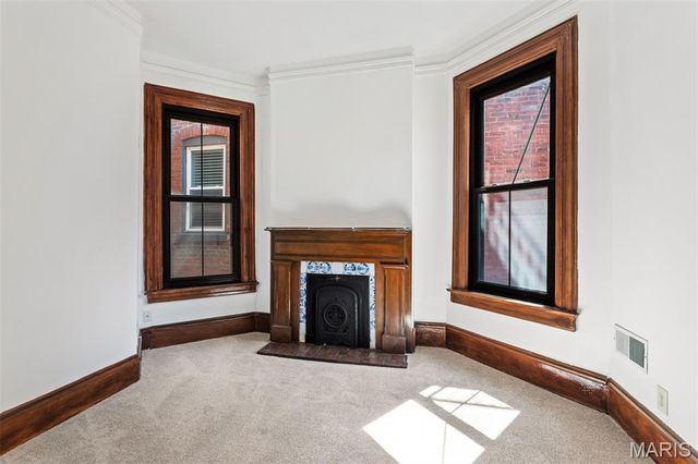 1916 Rutger Street, St Louis, MO 63104