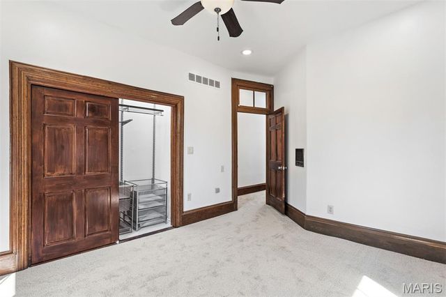 1916 Rutger Street, St Louis, MO 63104