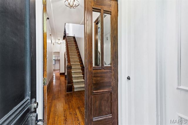 1916 Rutger Street, St Louis, MO 63104